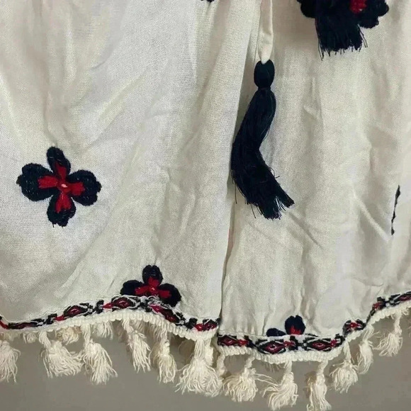 RAGA Tessi Embroidered Off-the-Shoulder Romper - Picture 3 of 14